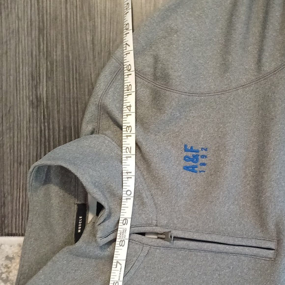 Abercrombie & Fitch A&F Active muscle half zip grey logo sweatshirt NWT XL - Picture 7 of 15